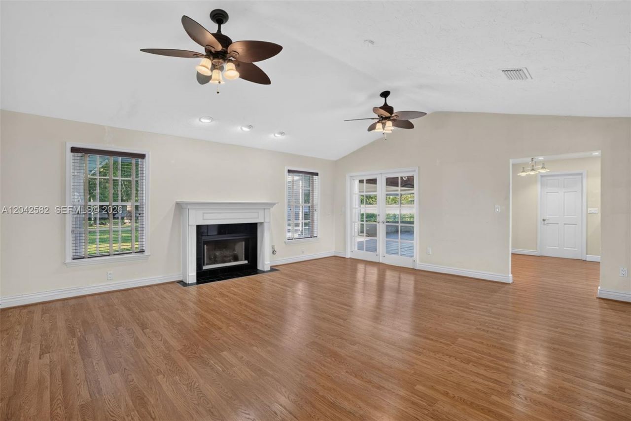 1728 NW 20th St , Homestead, FL 33030 Photo