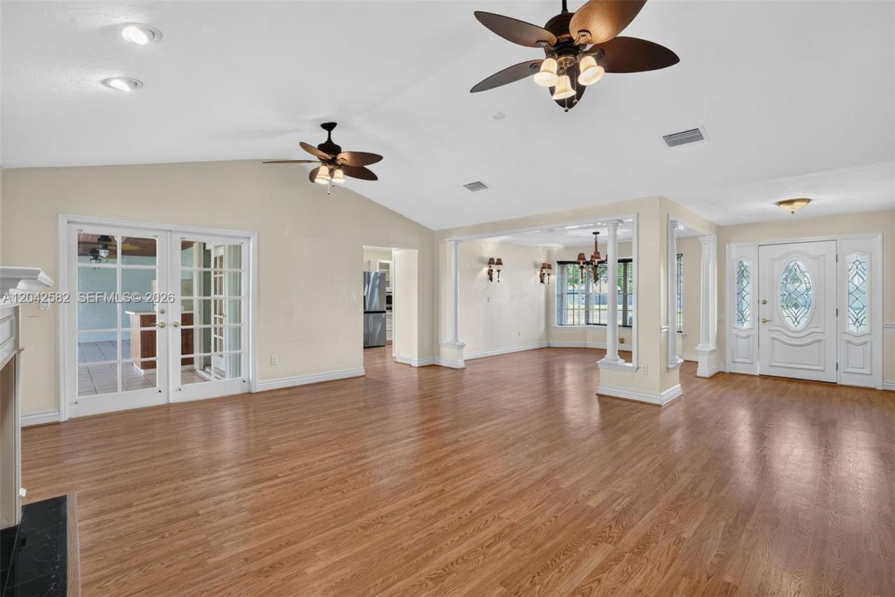 1728 NW 20th St , Homestead, FL 33030 Photo