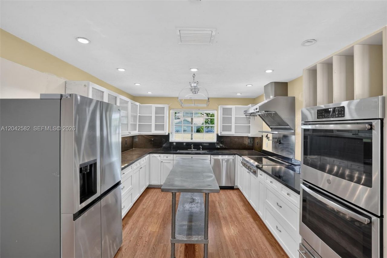 1728 NW 20th St , Homestead, FL 33030 Photo
