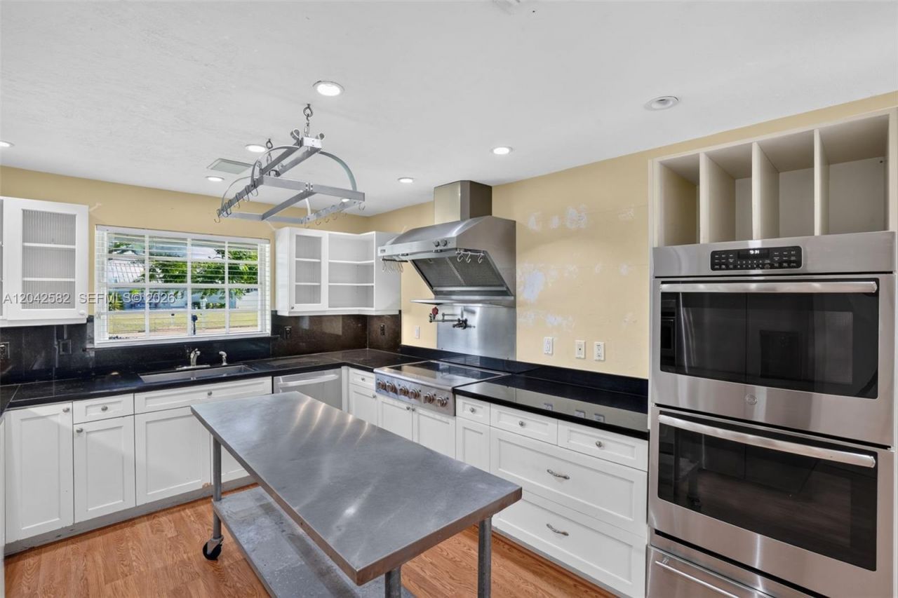1728 NW 20th St , Homestead, FL 33030 Photo