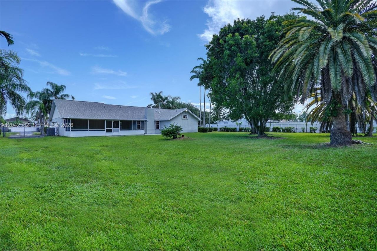 1728 NW 20th St , Homestead, FL 33030 Photo