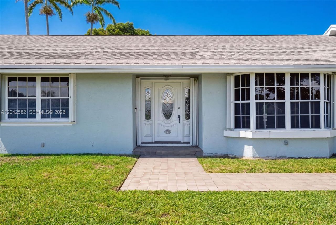 1728 NW 20th St , Homestead, FL 33030 Photo