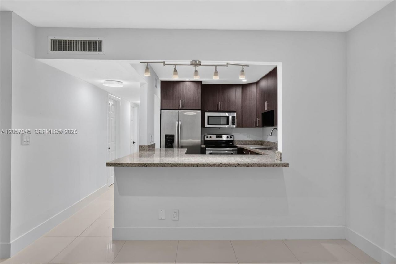13707 SW 91st Ct, Unit Apt G, Miami, FL 33176 Photo