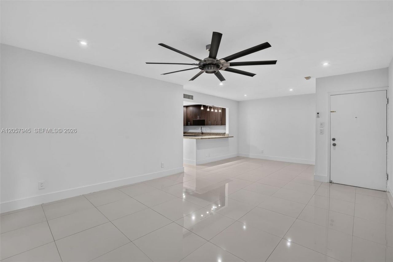 13707 SW 91st Ct, Unit Apt G, Miami, FL 33176 Photo