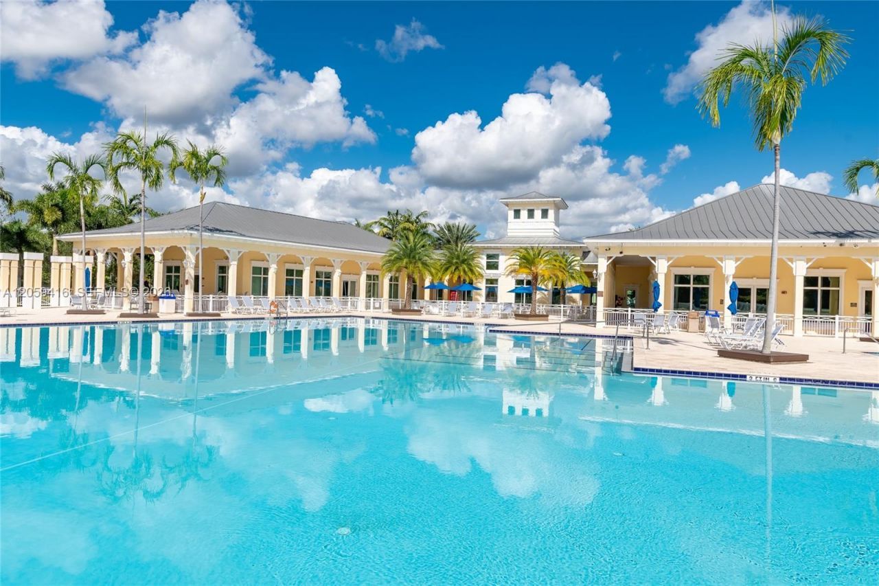 3175 NE 4th St , Homestead, FL 33033 Photo