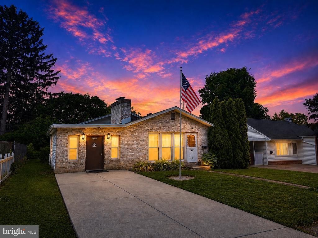 1300 KELTON ROAD , CAMP HILL, PA 17011