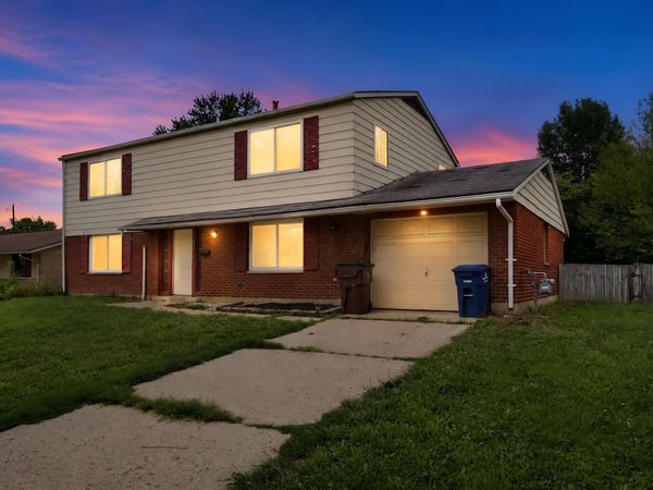 3556 Stockholm Road , Westerville, OH 43081