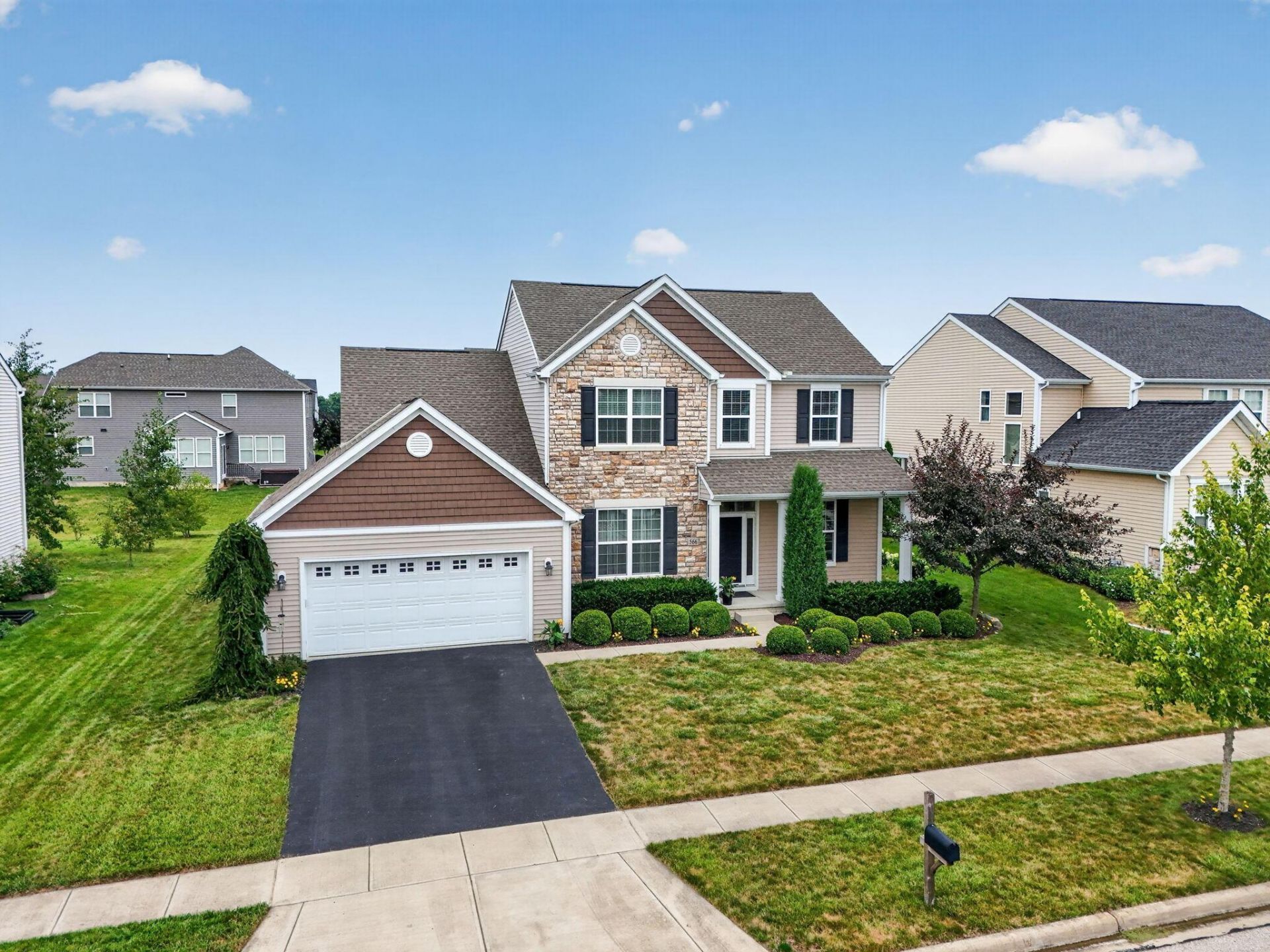 566 Bridle Drive, Marysville, OH 43040 Main Photo