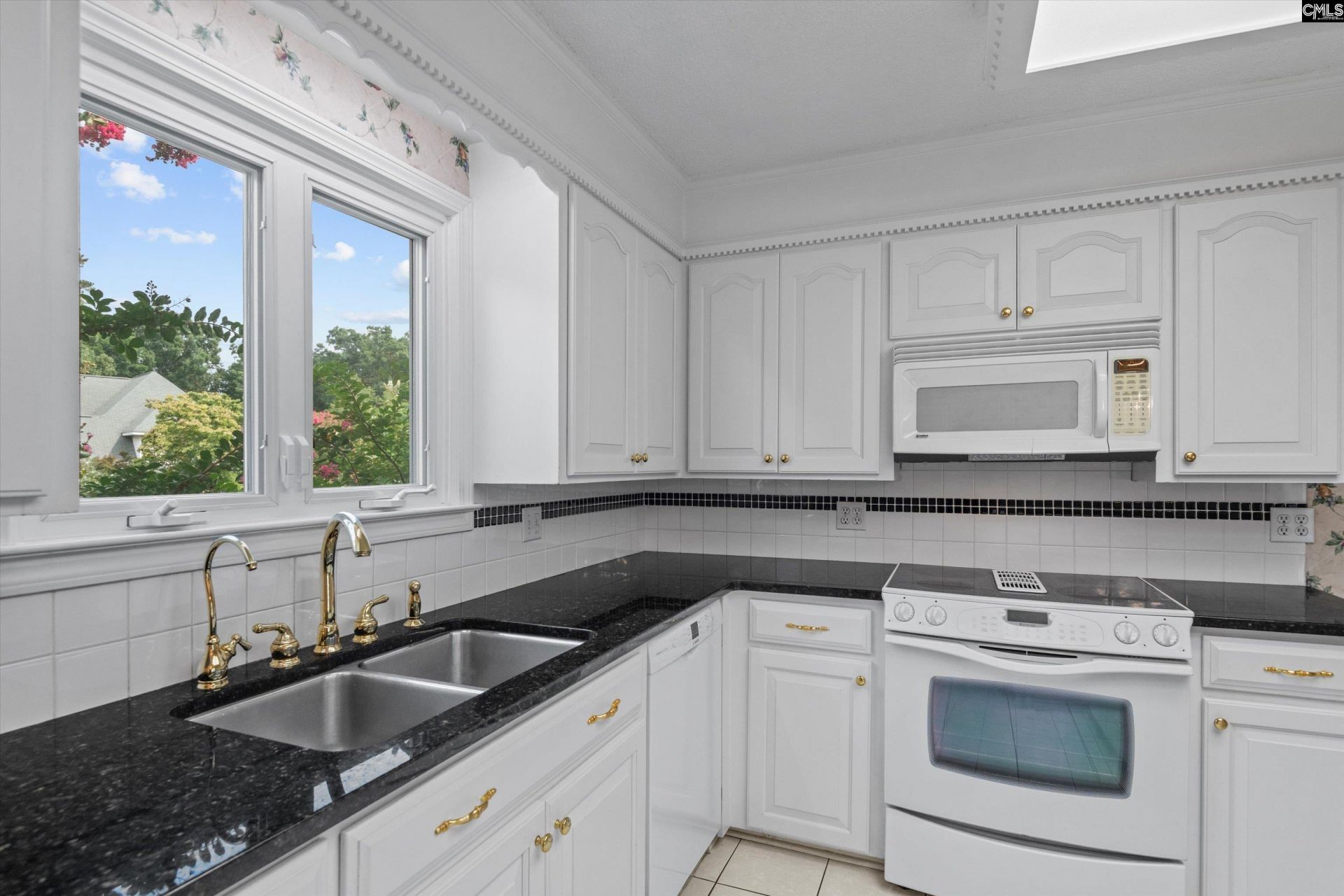 100 Hagen Court Photo 13