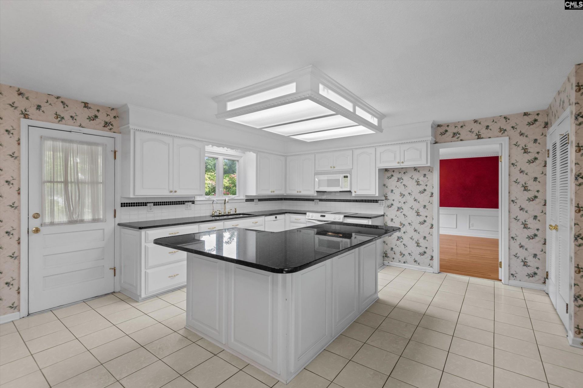 100 Hagen Court Photo 14