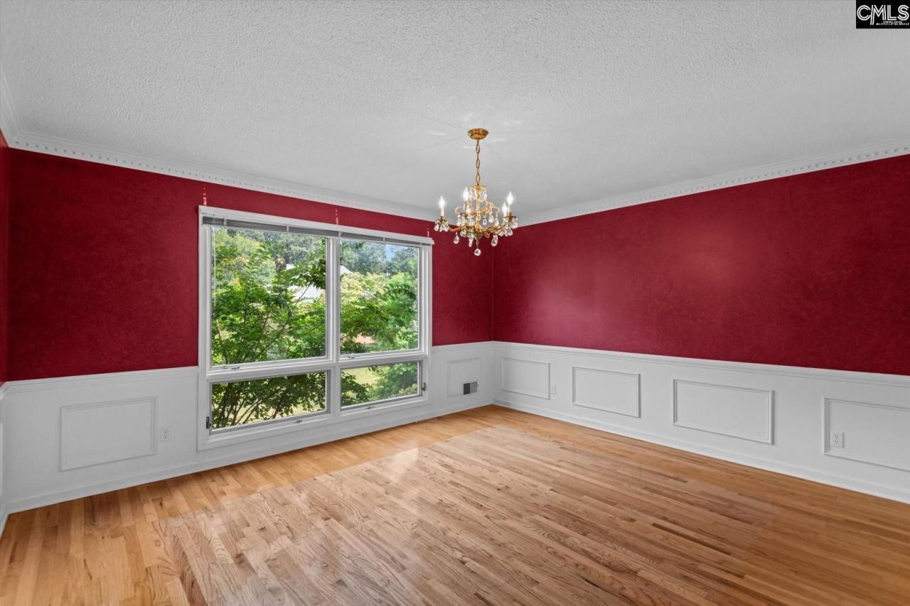 100 Hagen Court Photo 16