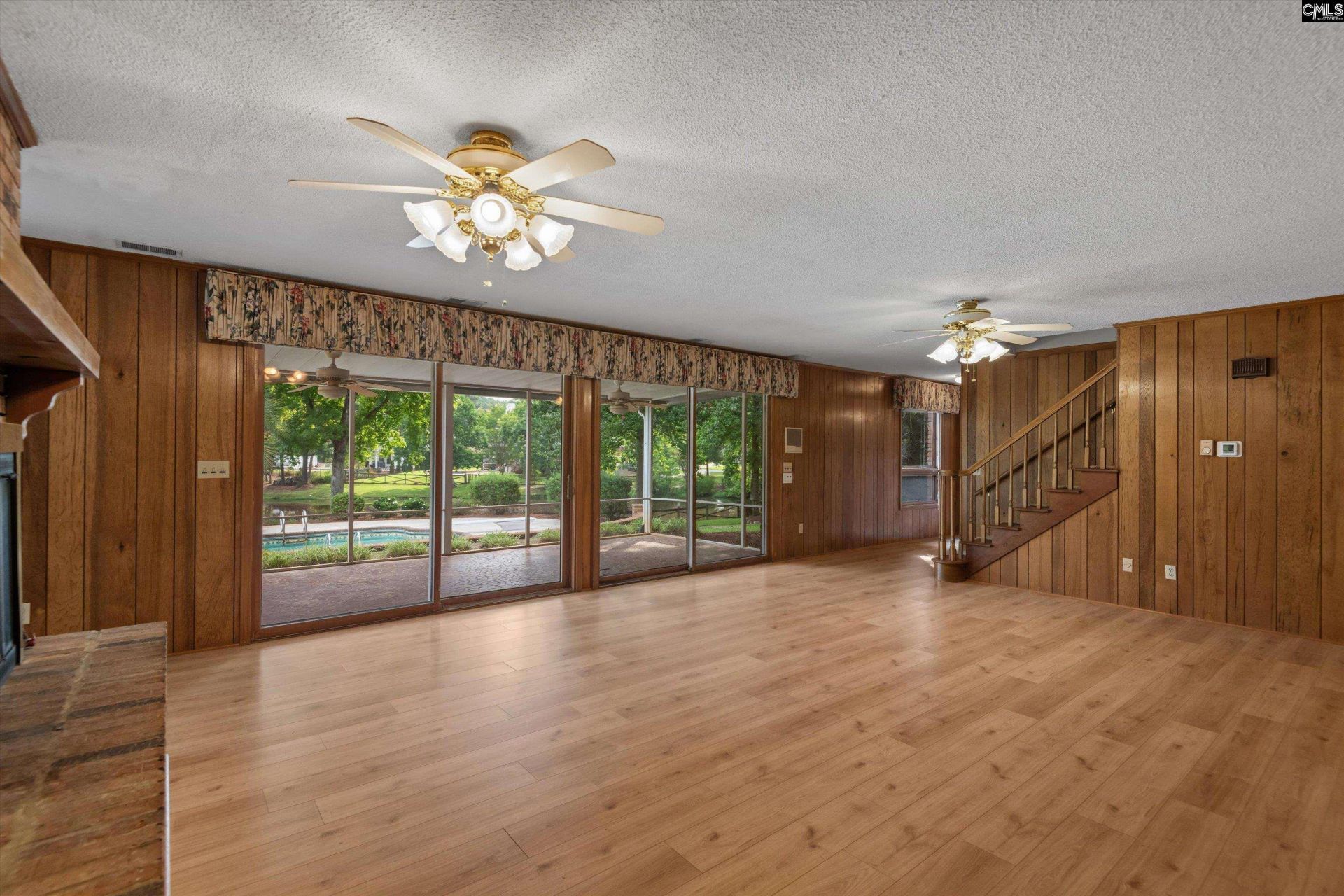 100 Hagen Court Photo 30