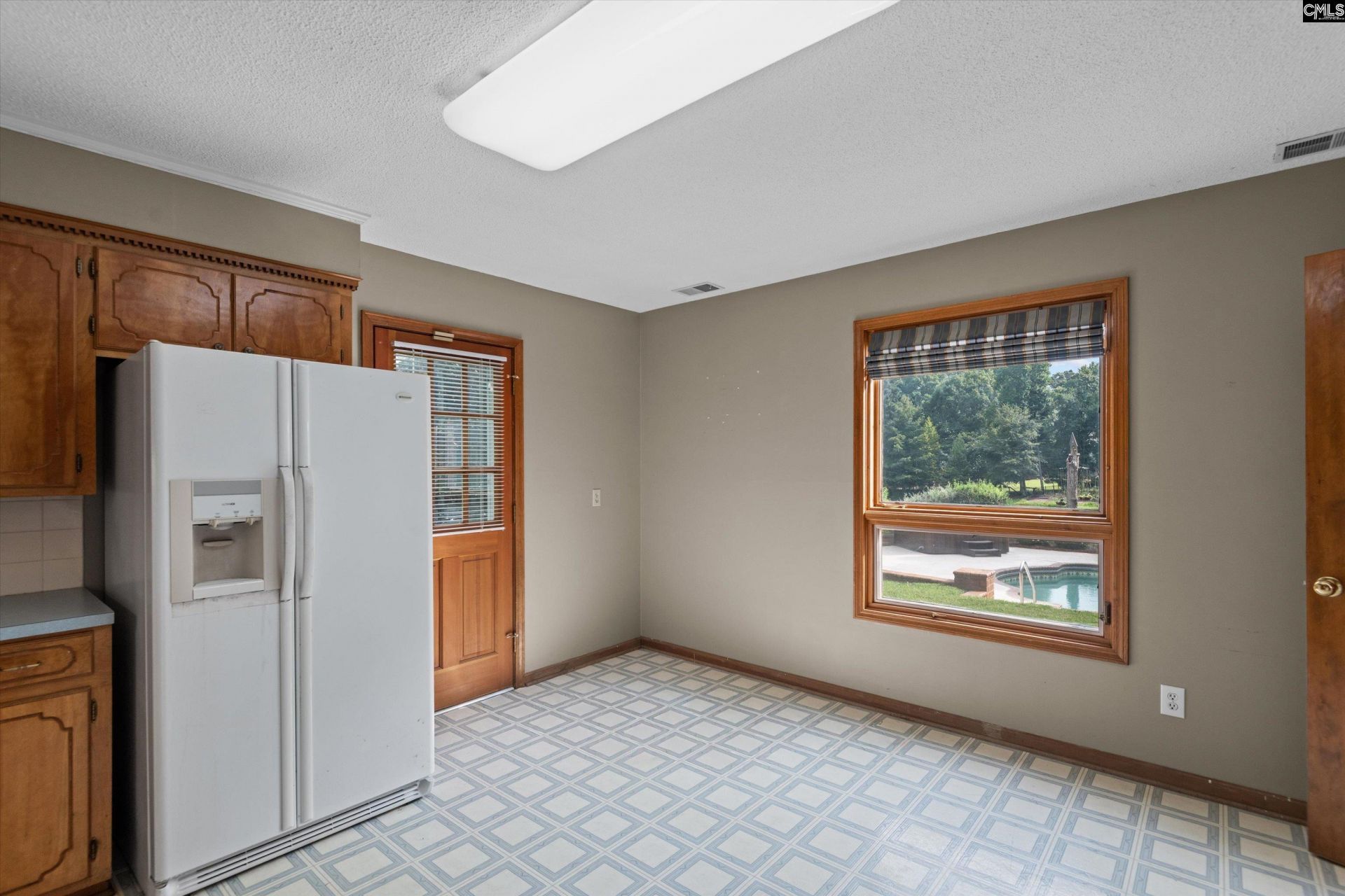 100 Hagen Court Photo 34