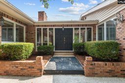 100 Hagen Court photo 4