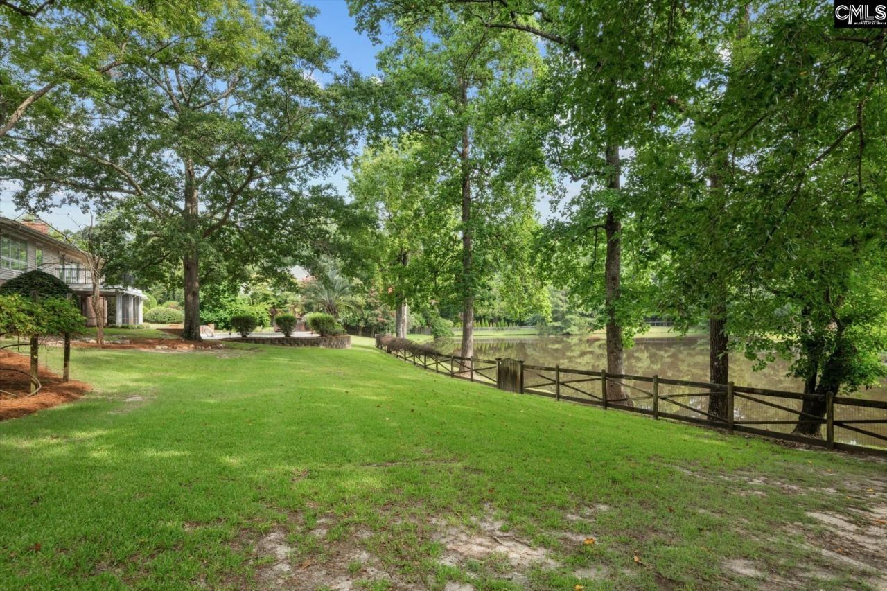 100 Hagen Court Photo 42