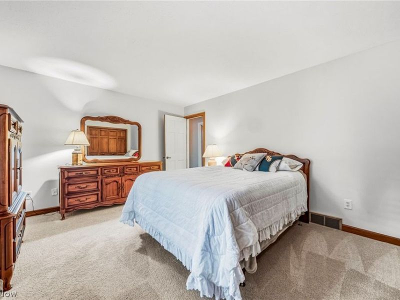 428 Locklie Drive , Highland Heights, OH 44143 Photo 30