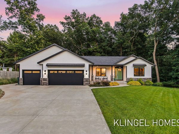 3946 Easthill Court, Norton Shores, MI 49441