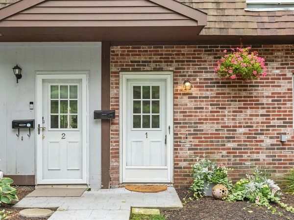 20 Lawrence Rd, Unit 1, Rowley, MA 01969