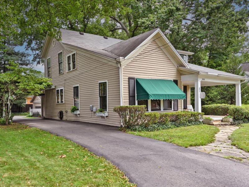 1652 Beacon Street, Cincinnati, OH 45230 Photo 3
