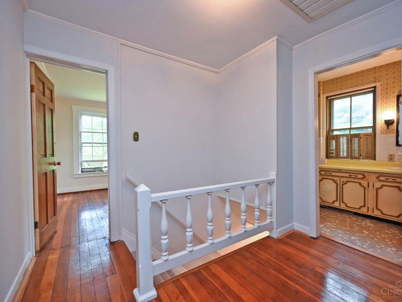 1652 Beacon Street, Cincinnati, OH 45230 Photo 33