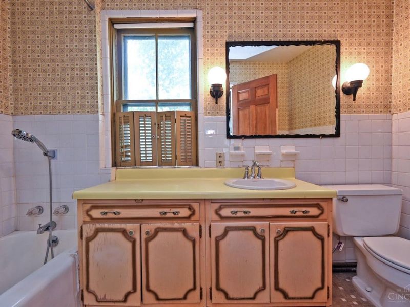 1652 Beacon Street, Cincinnati, OH 45230 Photo 43