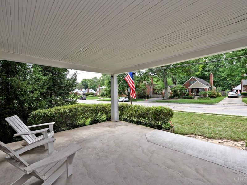 1652 Beacon Street, Cincinnati, OH 45230 Photo 5