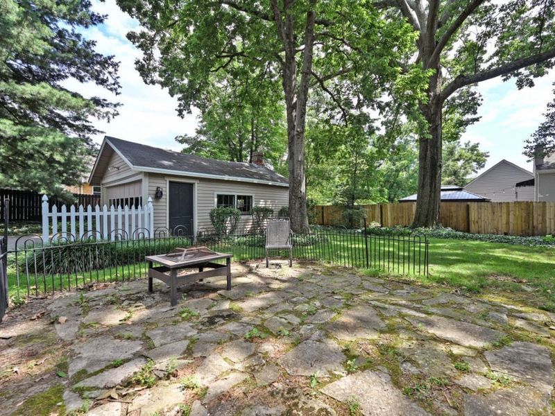 1652 Beacon Street, Cincinnati, OH 45230 Photo 50