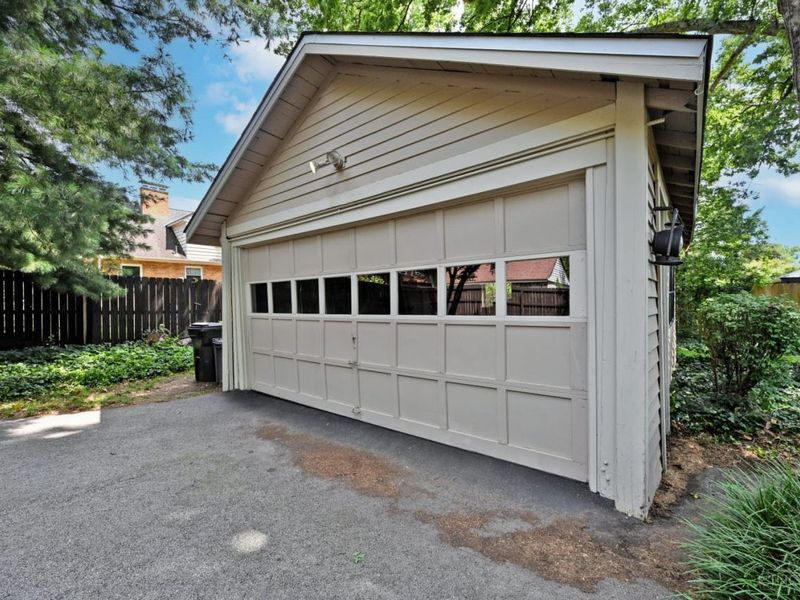 1652 Beacon Street, Cincinnati, OH 45230 Photo 54