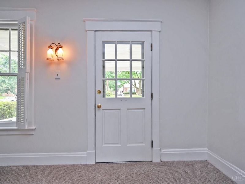 1652 Beacon Street, Cincinnati, OH 45230 Photo 7