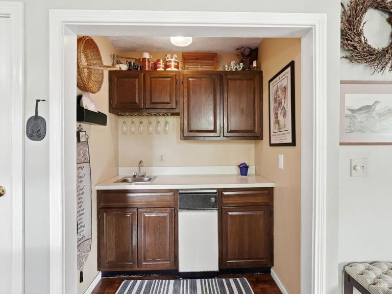 10816 Wengate Lane, Blue Ash, OH 45241 Photo 12