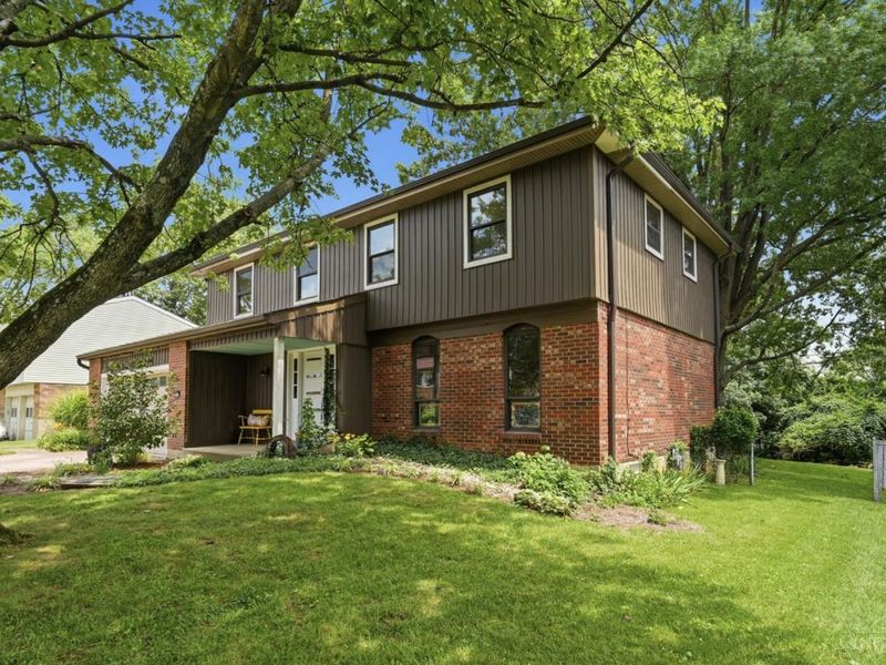 10816 Wengate Lane, Blue Ash, OH 45241 Photo 3