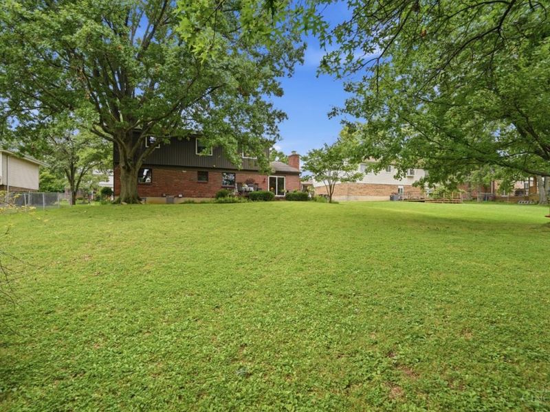 10816 Wengate Lane, Blue Ash, OH 45241 Photo 39