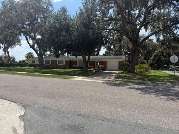 39133 5TH AVENUE , ZEPHYRHILLS, FL 33542