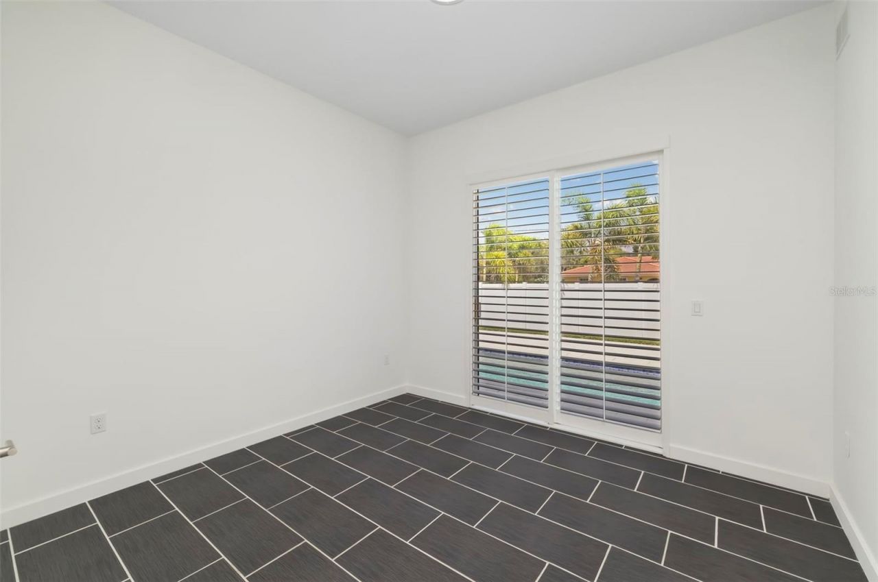4524 Riverwood Avenue, Sarasota, FL 34231 Photo
