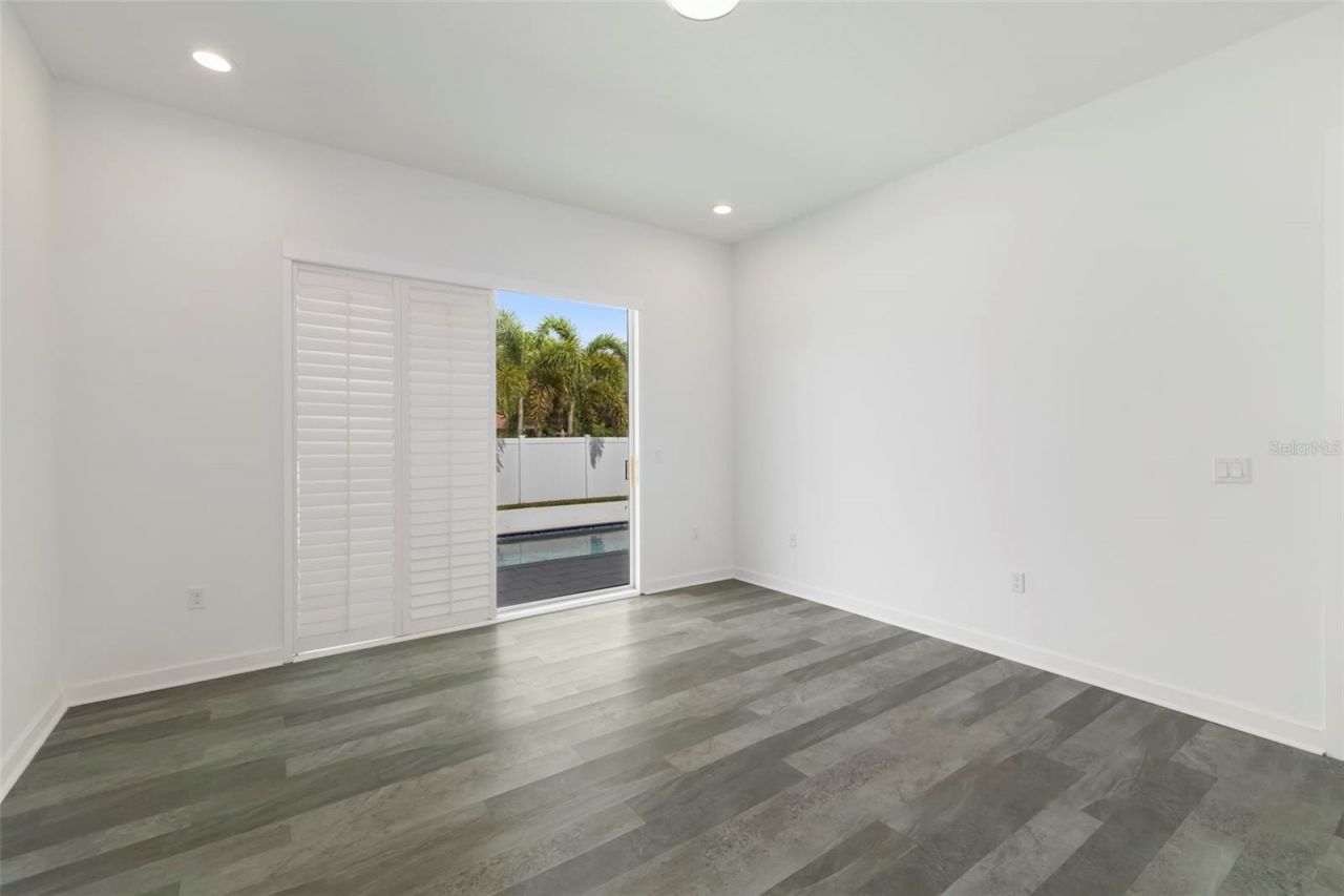 4524 Riverwood Avenue, Sarasota, FL 34231 Photo