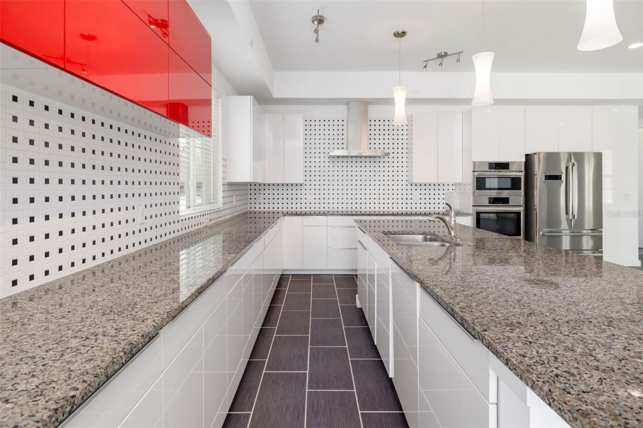 4524 Riverwood Avenue, Sarasota, FL 34231 Photo