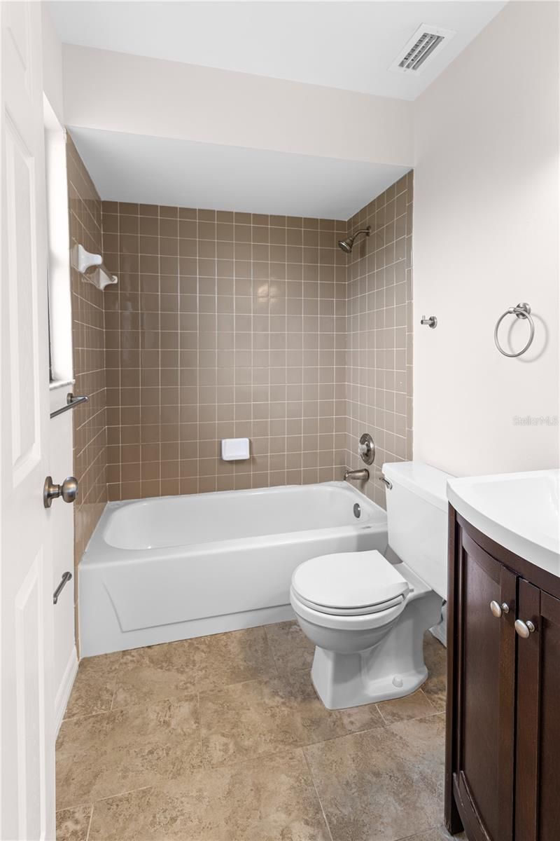 5011 Leon Drive, Palmetto, FL 34221 Photo