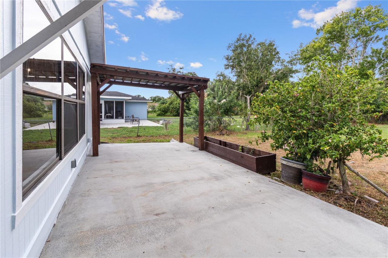 5011 Leon Drive, Palmetto, FL 34221 Photo