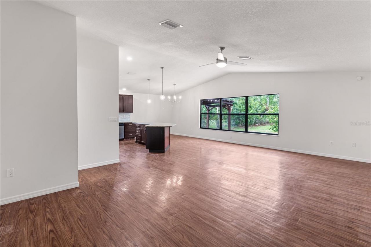 5011 Leon Drive, Palmetto, FL 34221 Photo