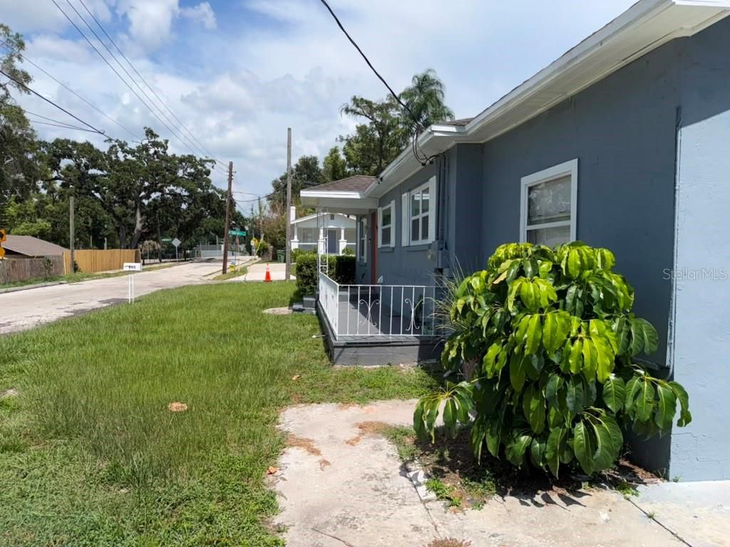 703 E Hamilton Avenue, Tampa, FL 33604 Photo
