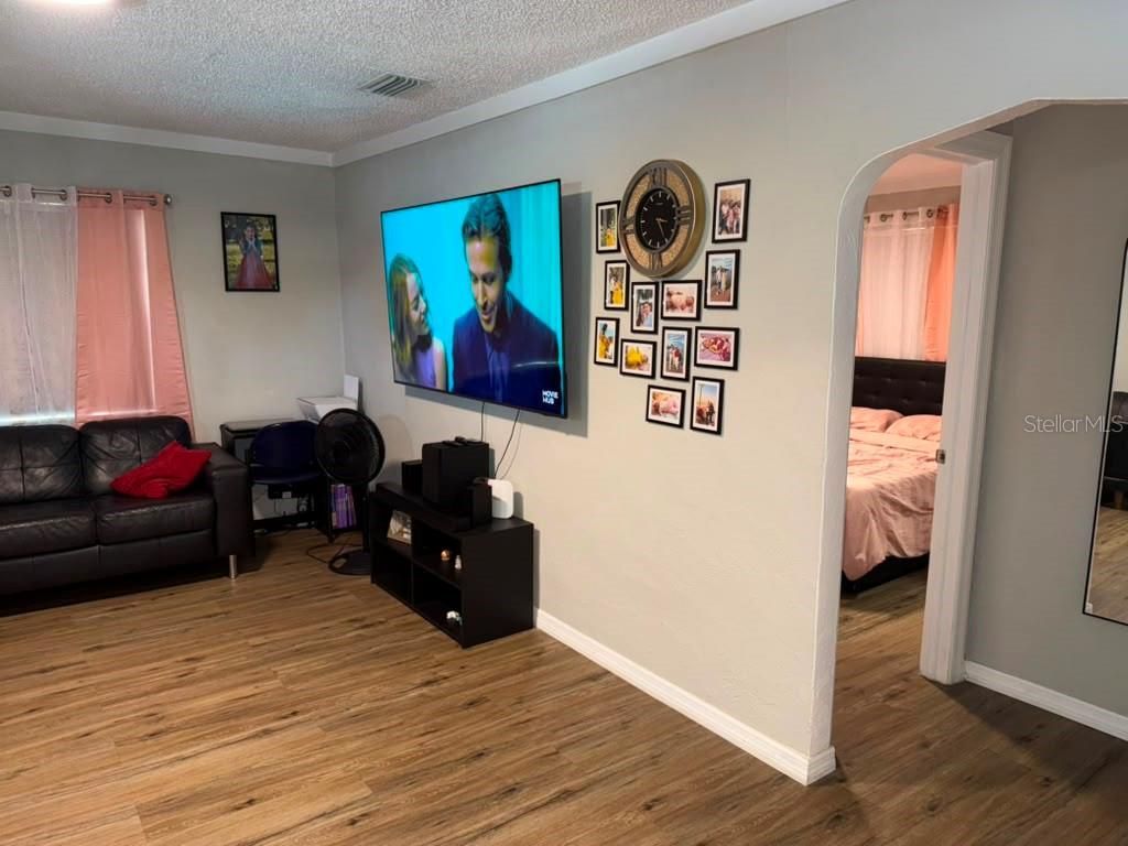 703 E Hamilton Avenue, Tampa, FL 33604 Photo