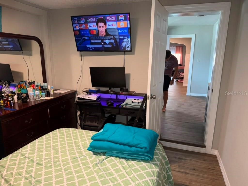 703 E Hamilton Avenue, Tampa, FL 33604 Photo