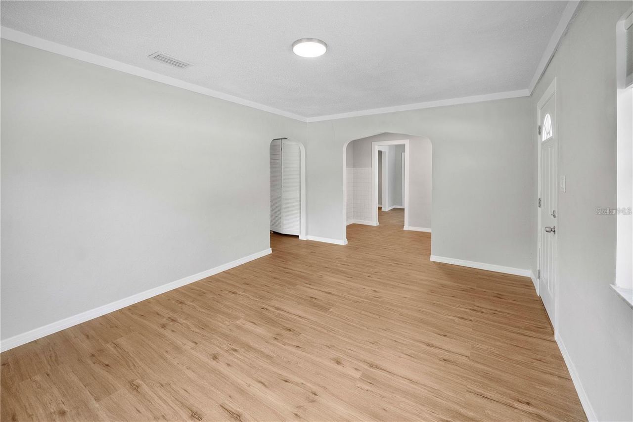 703 E Hamilton Avenue, Tampa, FL 33604 Photo