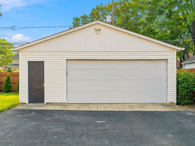 194 N Cassady Avenue, Columbus, OH 43209 Photo 48