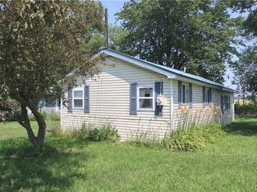 112 Brown Shores Road, Sackets Harbor, NY 13685