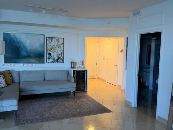 848 Brickell Key Dr , Unit 1102, Miami, FL 33131
