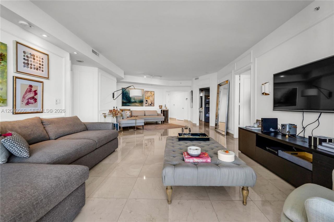 848 Brickell Key Dr, Unit 1102, Miami, FL 33131 Photo