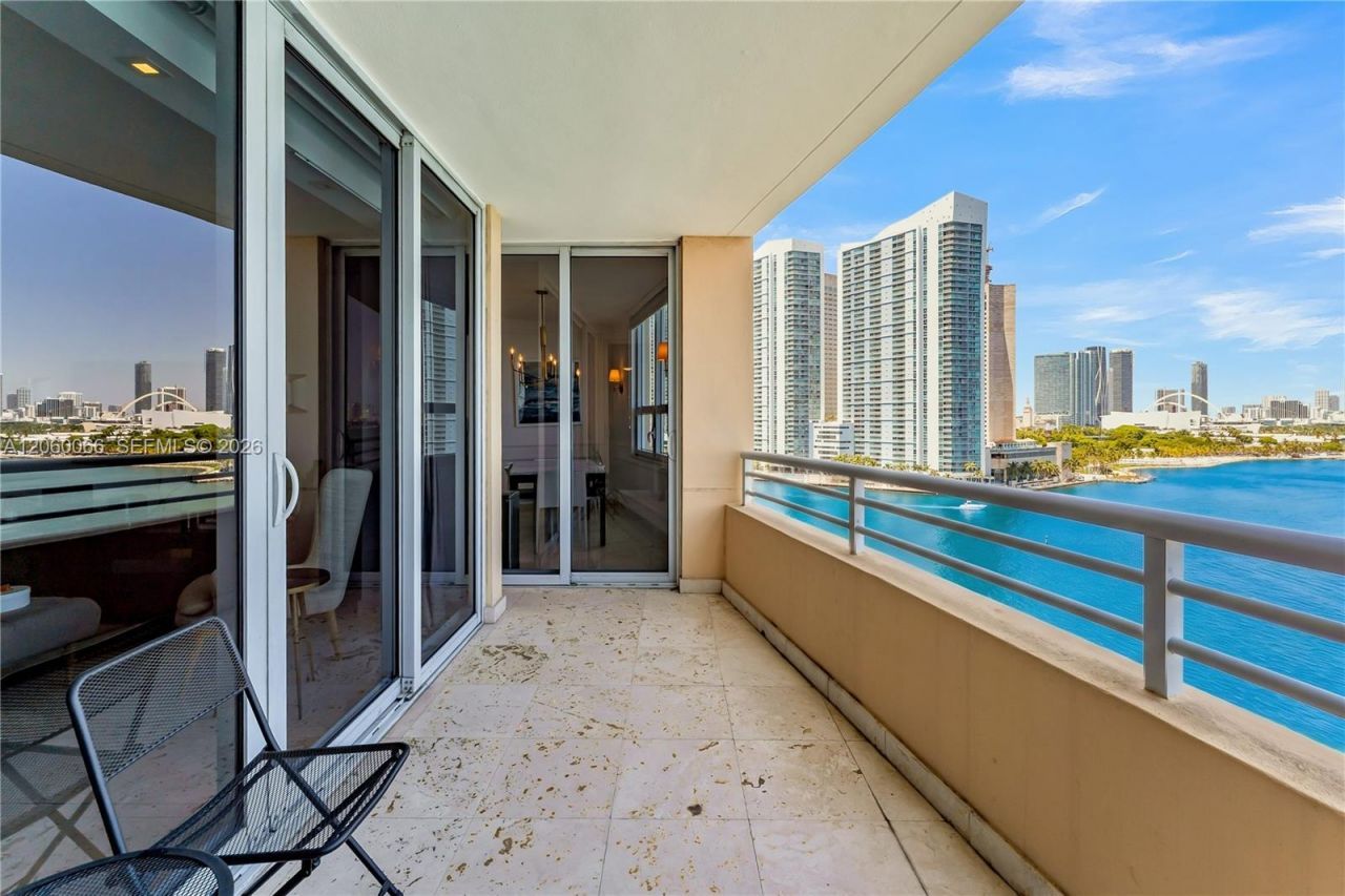 848 Brickell Key Dr, Unit 1102, Miami, FL 33131 Photo