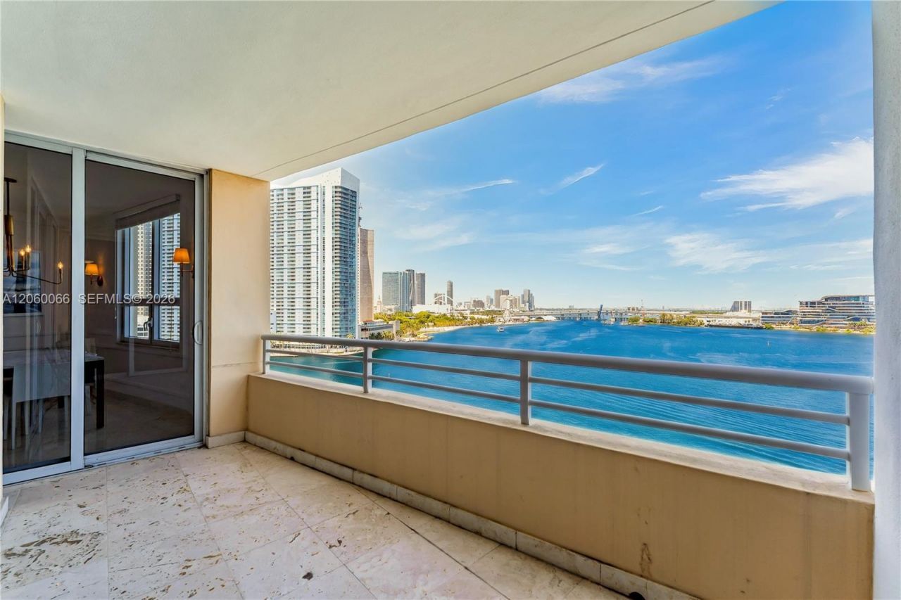 848 Brickell Key Dr, Unit 1102, Miami, FL 33131 Photo