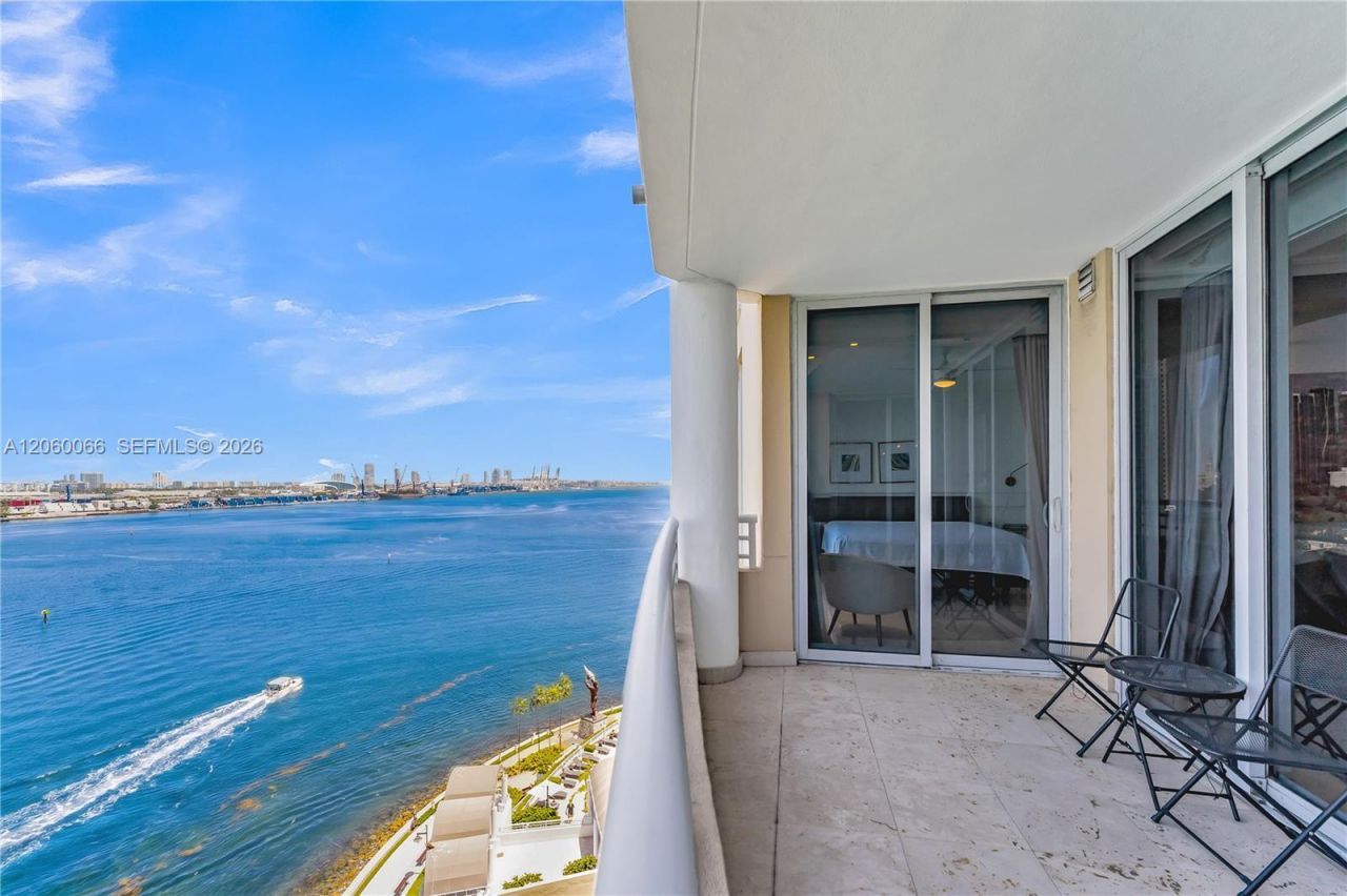 848 Brickell Key Dr, Unit 1102, Miami, FL 33131 Photo